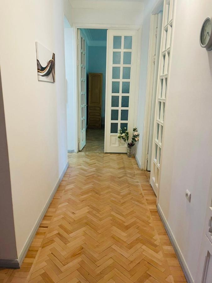 Spacious 2 Bedrooms In The Center Of Ереван Екстериор снимка