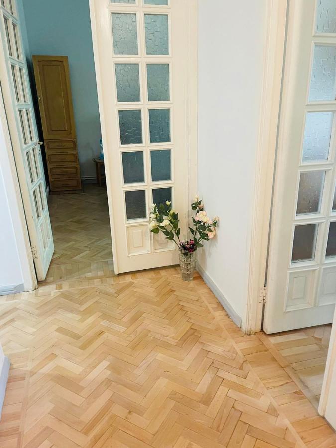 Spacious 2 Bedrooms In The Center Of Ереван Екстериор снимка
